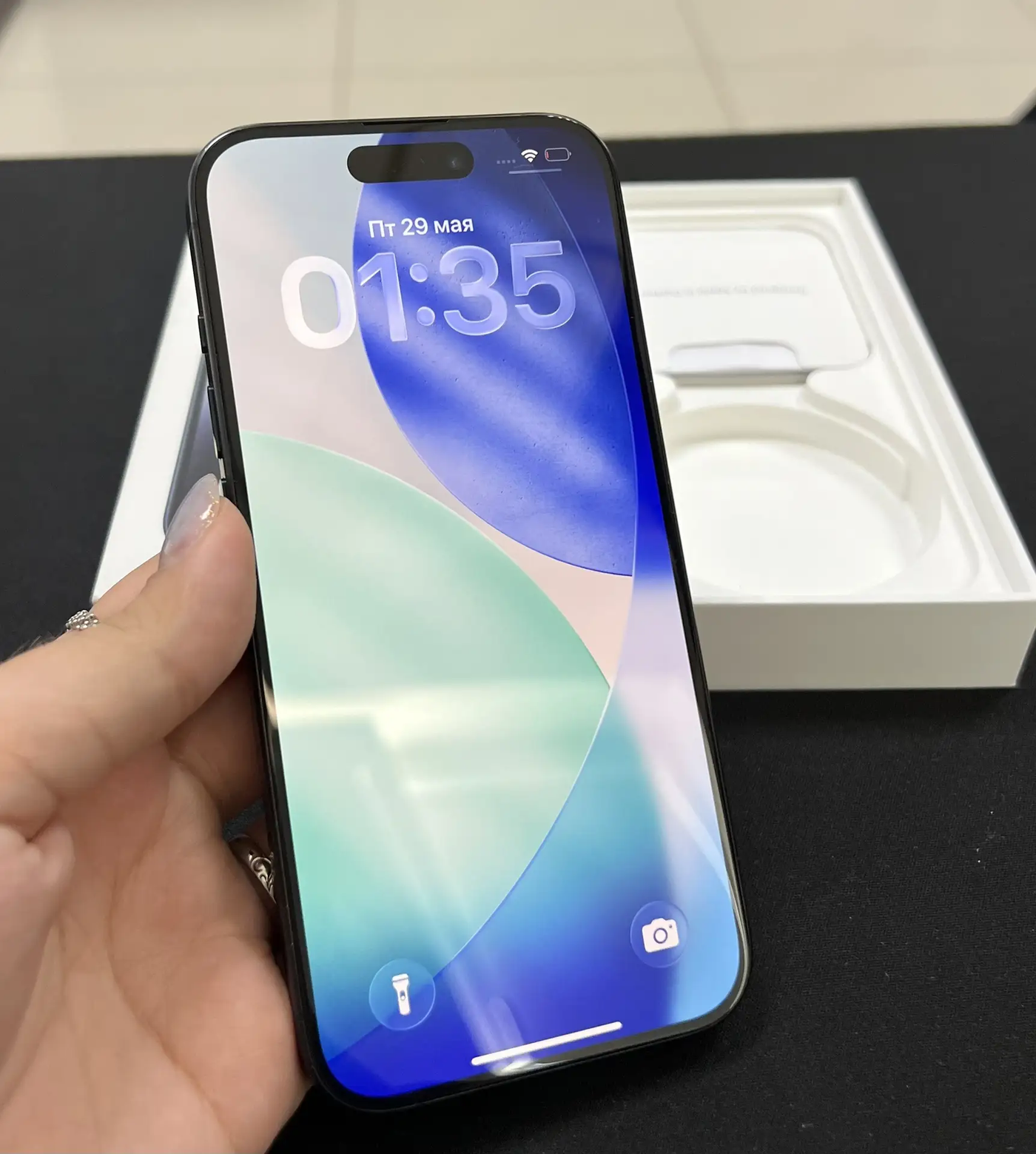iPhone 15 Pro Blue Titanium SIM 128gb