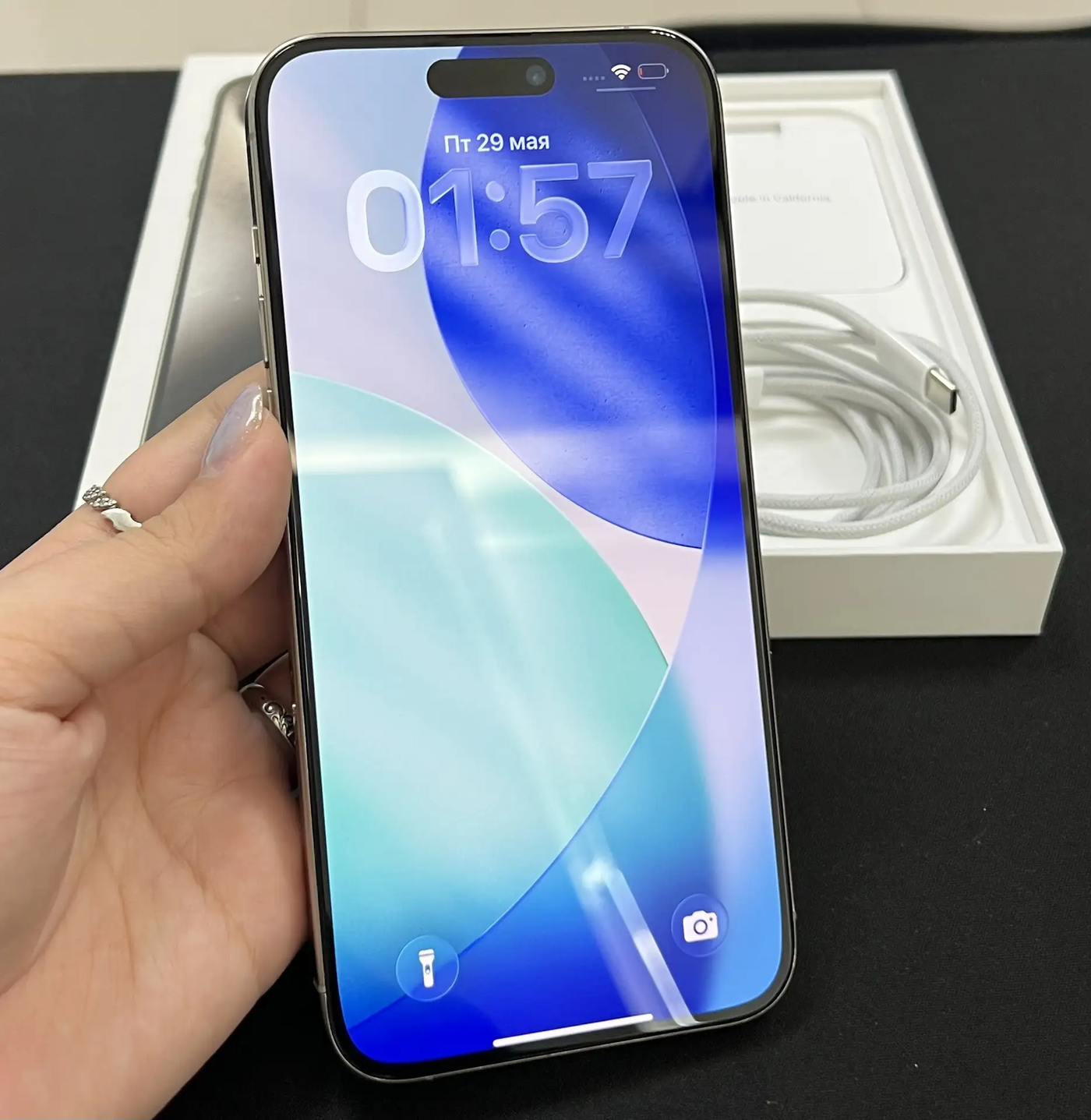 iPhone 15 Pro Max Natural titanium SIM 512gb
